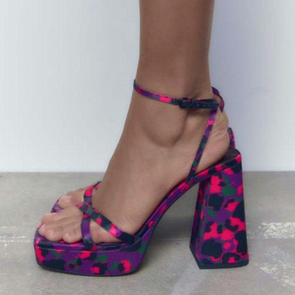 ZARA PRINTED PLATFORM SANDALS